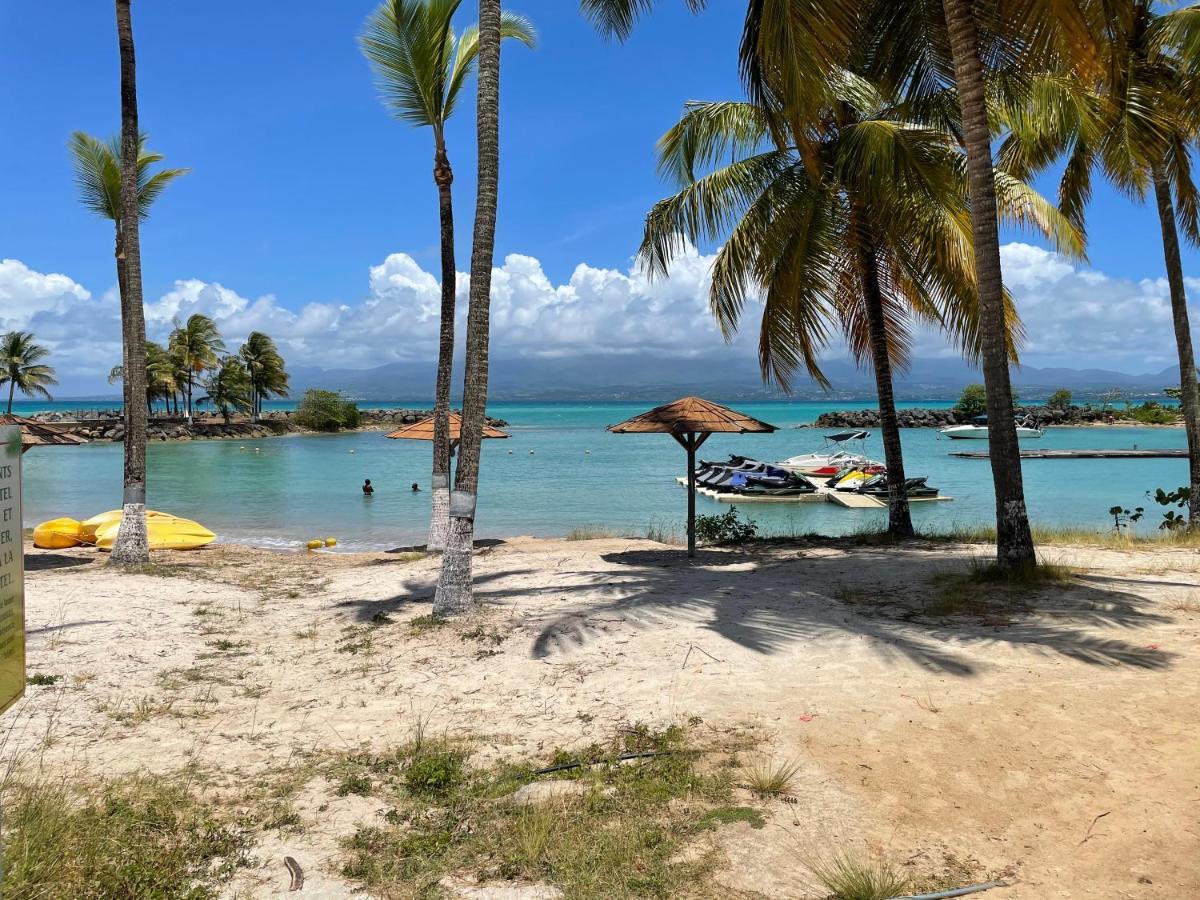 Cauris Lodge Du Marisol Vue Mer Acces Direct Plage Avec Citerne D Eau Le Gosier  Eksteriør billede